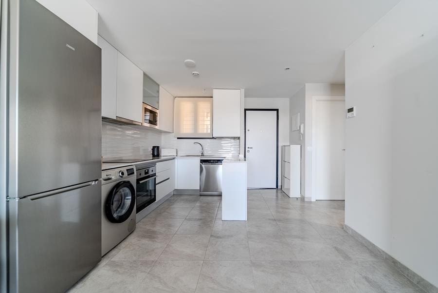 2 soveværelse Lejlighed til salg i Villamartin med swimmingpool - € 225.000 (Ref: 9403832)