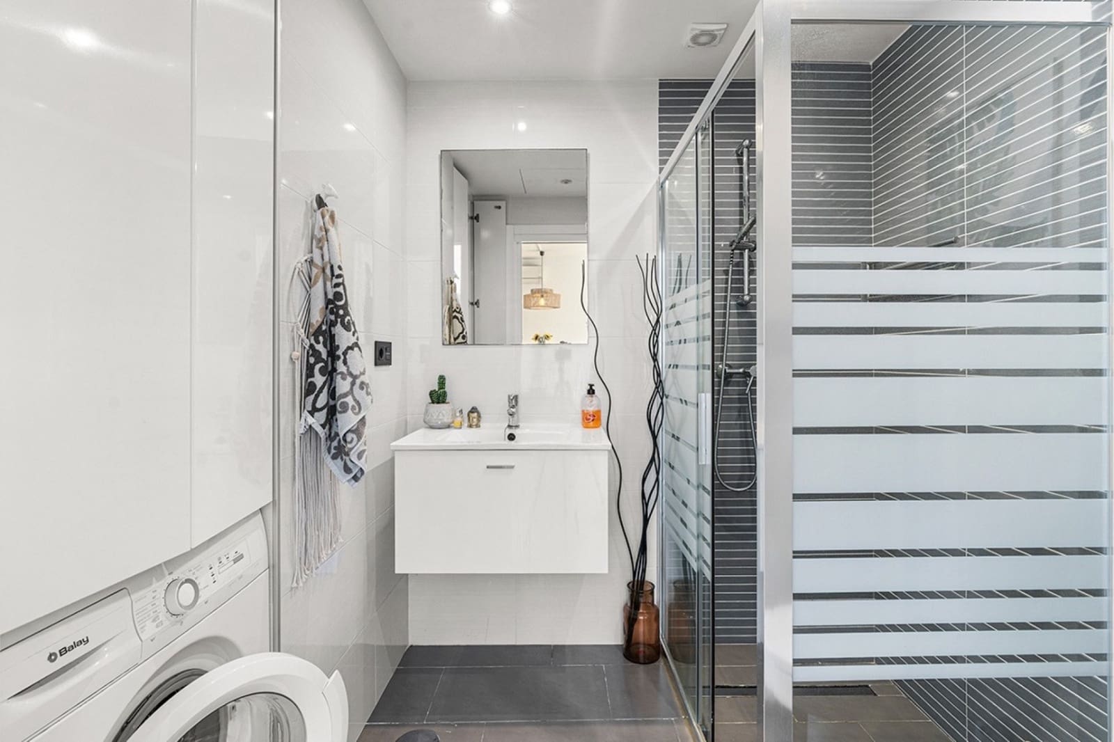 2 slaapkamer Appartement te koop in La Zenia met zwembad - € 319.000 (Ref: 9403843)