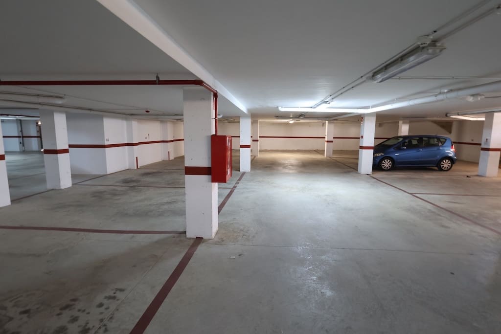 2 slaapkamer Penthouse te koop in Cabo Roig met zwembad - € 195.000 (Ref: 9403848)