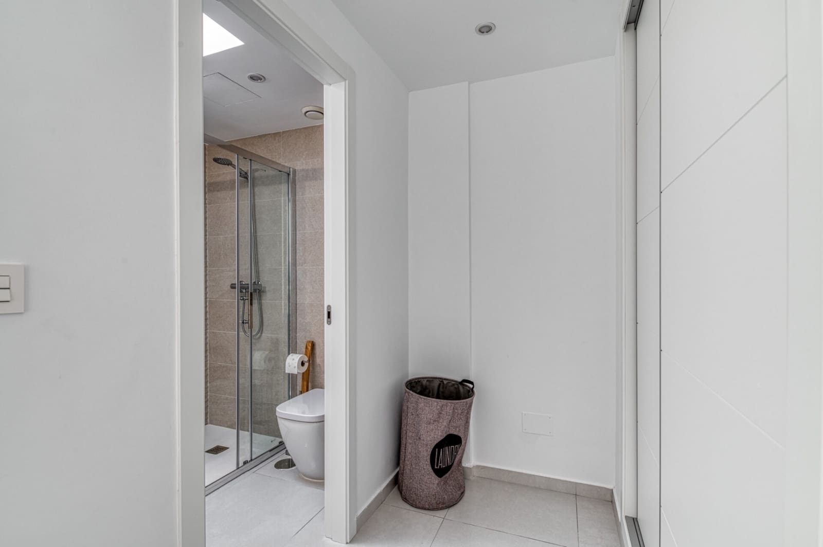 3 slaapkamer Huis te koop in Torrevieja met zwembad - € 329.000 (Ref: 9403850)