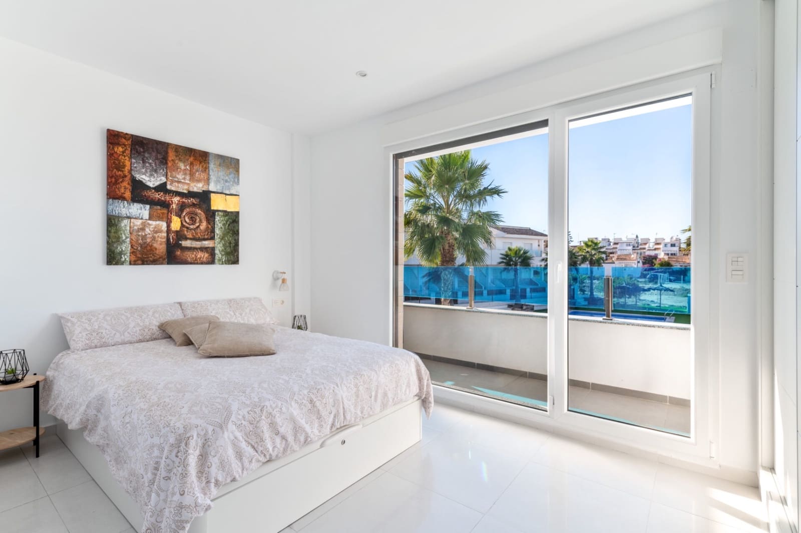 3 slaapkamer Huis te koop in Torrevieja met zwembad - € 329.000 (Ref: 9403850)