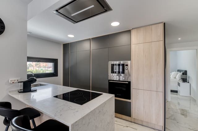 2 chambre Appartement à vendre à Playa Flamenca, Orihuela avec piscine - 395 000 € (Ref: 9403852)