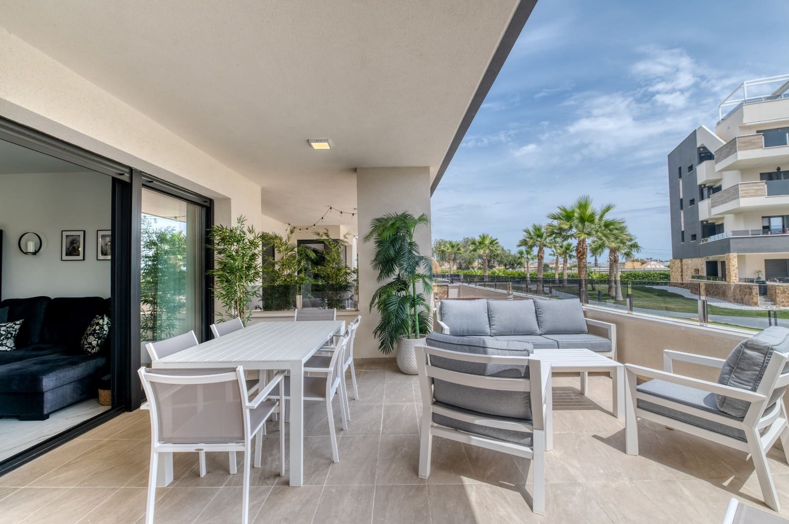 2 chambre Appartement à vendre à Playa Flamenca avec piscine - 395 000 € (Ref: 9403852)