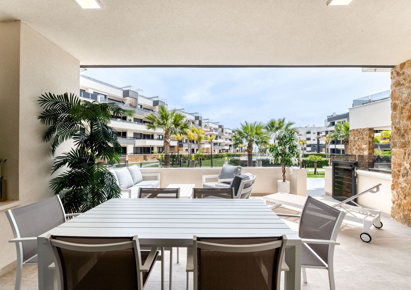 2 chambre Appartement à vendre à Playa Flamenca avec piscine - 395 000 € (Ref: 9403852)