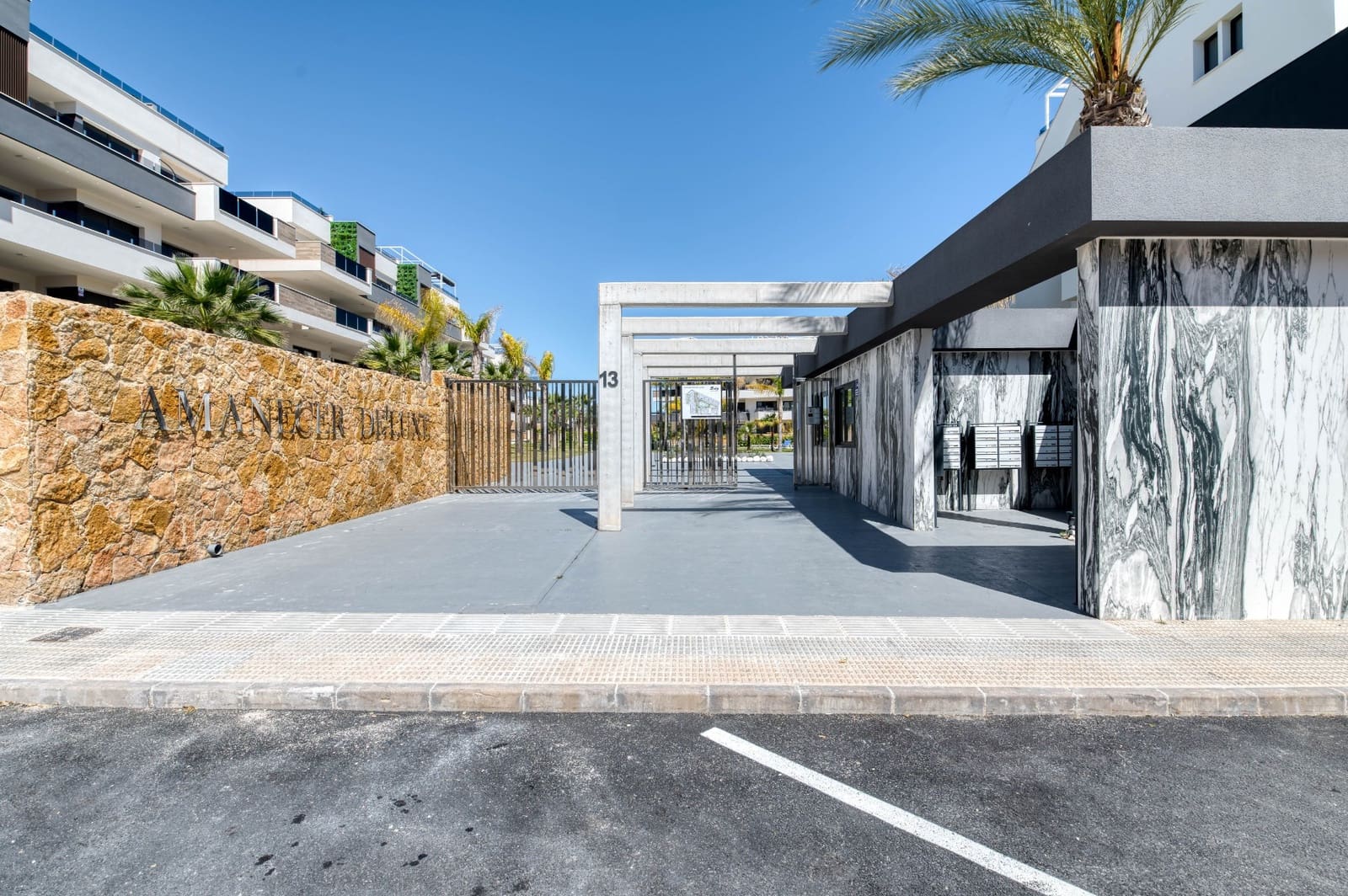 2 chambre Appartement à vendre à Playa Flamenca avec piscine - 395 000 € (Ref: 9403852)