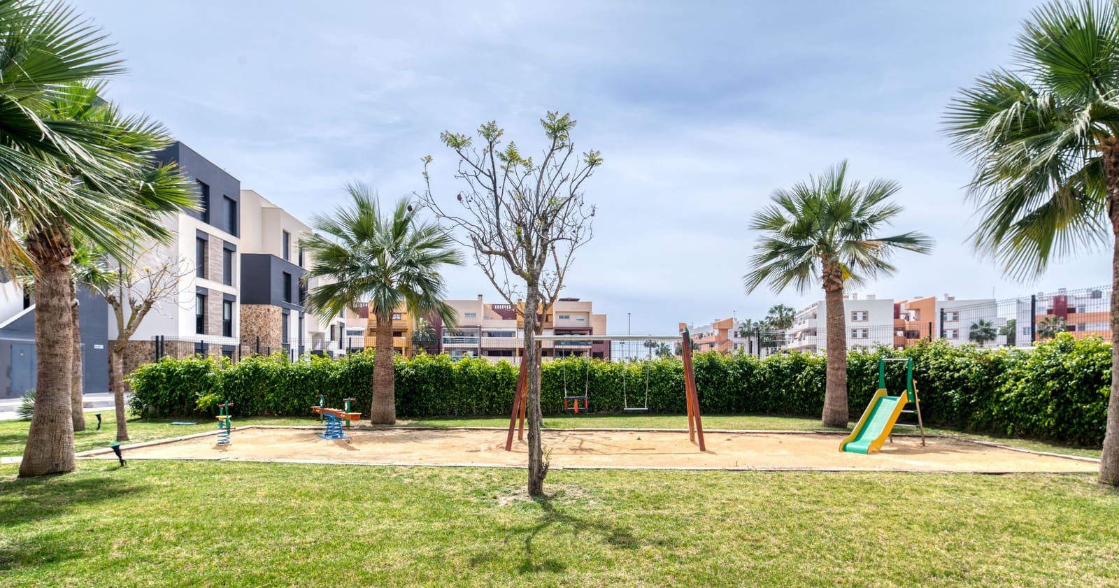 2 chambre Appartement à vendre à Playa Flamenca avec piscine - 395 000 € (Ref: 9403852)