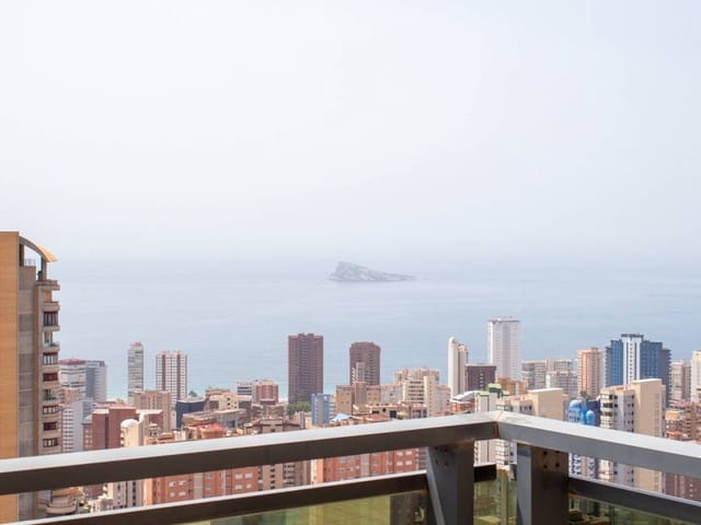 3 soverom Penthouse til salgs i Centro Urbano, Benidorm med svømmebasseng - € 790 000 (Ref: 9403854)
