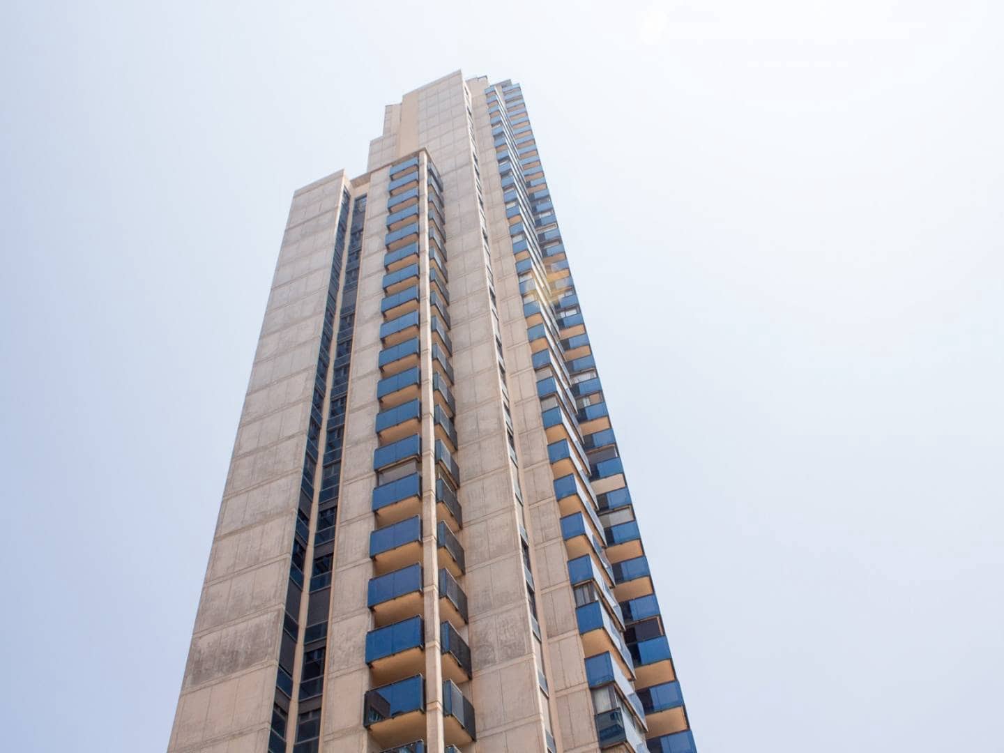 3 soverom Penthouse til salgs i Benidorm med svømmebasseng - € 790 000 (Ref: 9403854)