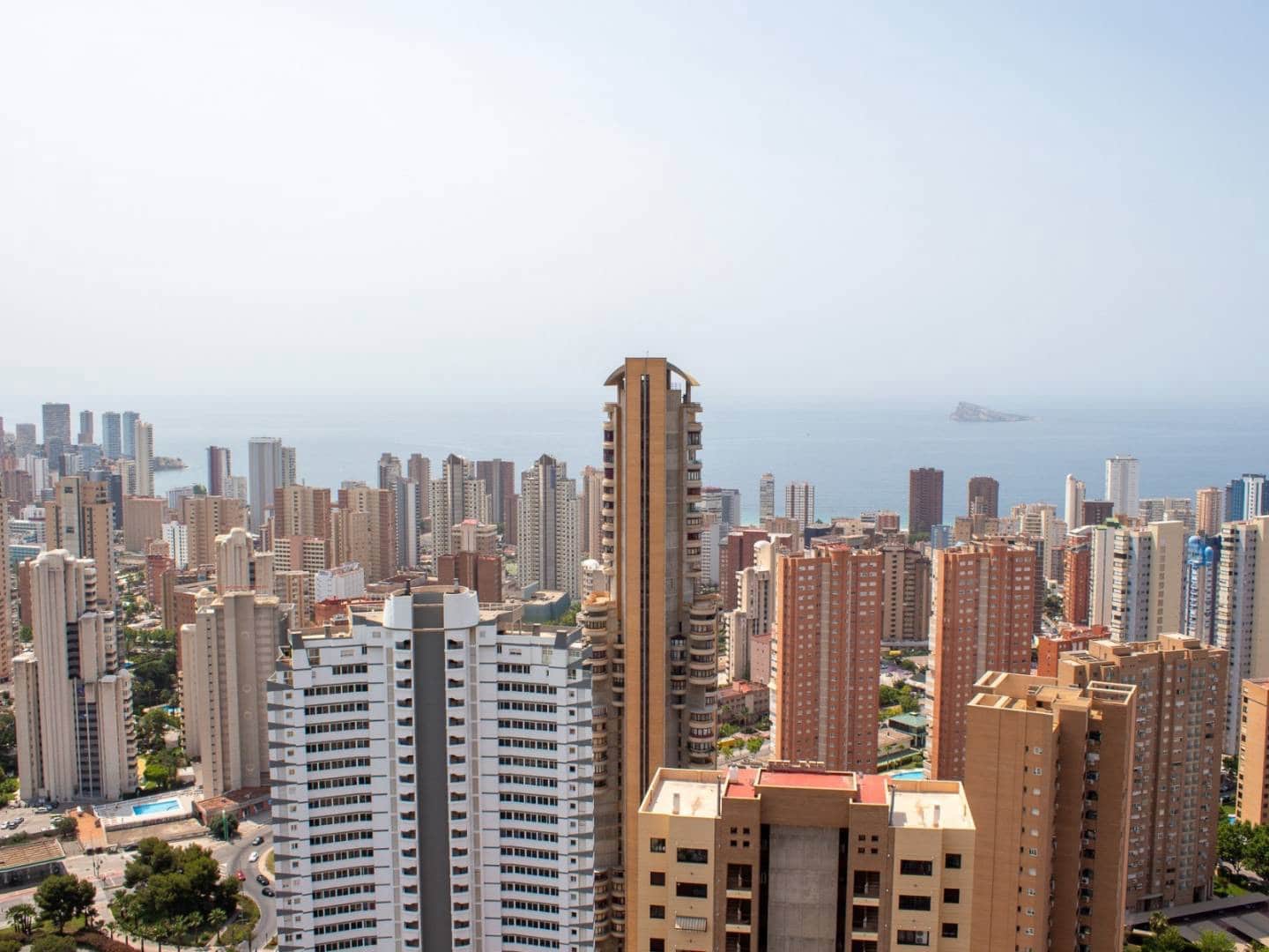 3 soverom Penthouse til salgs i Benidorm med svømmebasseng - € 790 000 (Ref: 9403854)