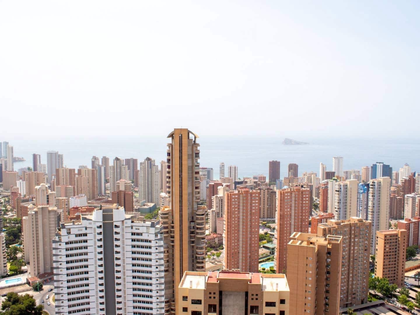 3 soverom Penthouse til salgs i Benidorm med svømmebasseng - € 790 000 (Ref: 9403854)
