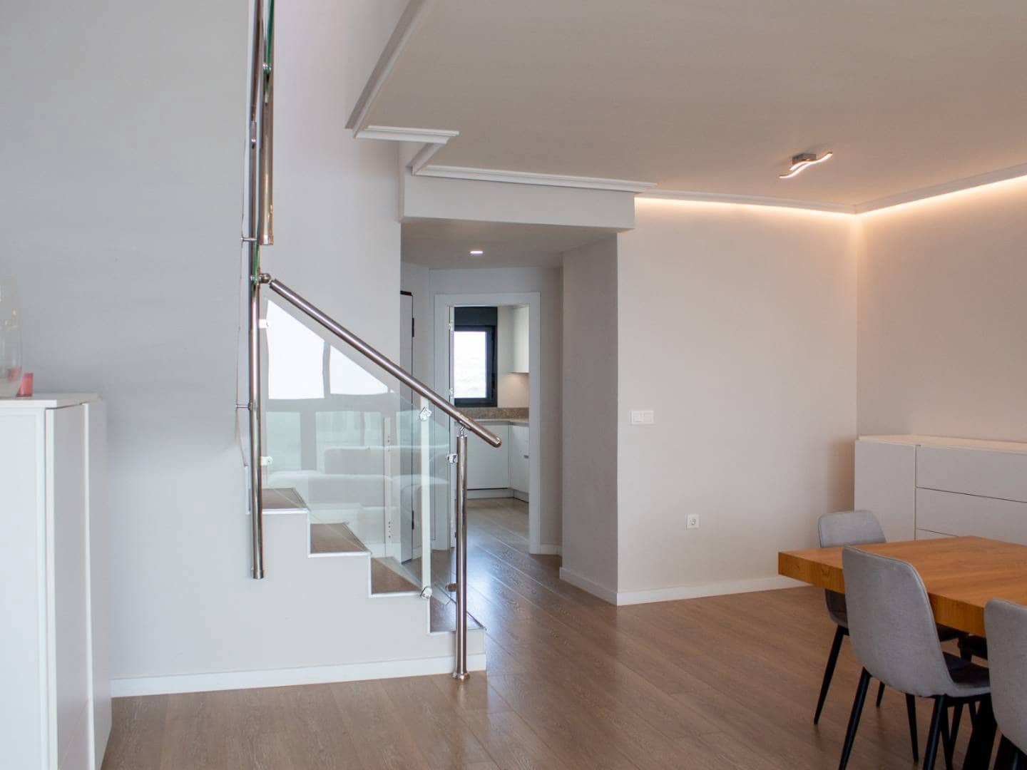 3 soverom Penthouse til salgs i Benidorm med svømmebasseng - € 790 000 (Ref: 9403854)