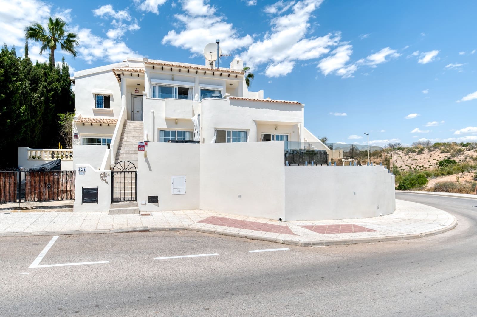 4 quarto Moradia para venda em Orihuela Costa com piscina - 499 990 € (Ref: 9403863)