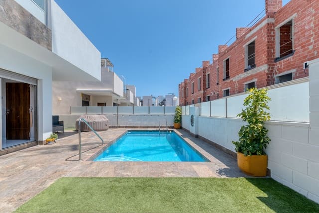 3 sovrum Villa till salu i Villamartin, Orihuela med pool - 495 000 € (Ref: 9403864)