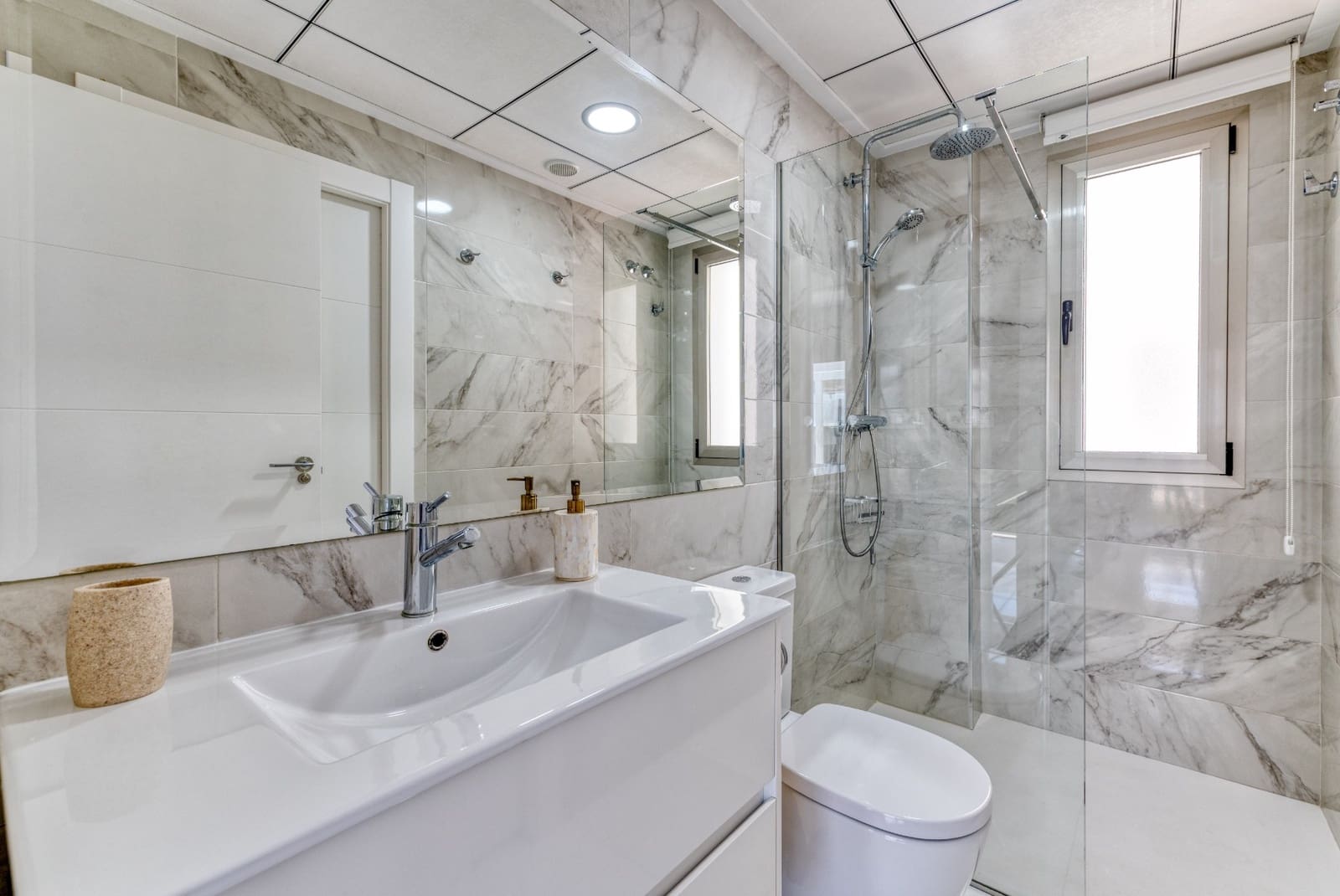 3 sovrum Villa till salu i Villamartin med pool - 495 000 € (Ref: 9403864)