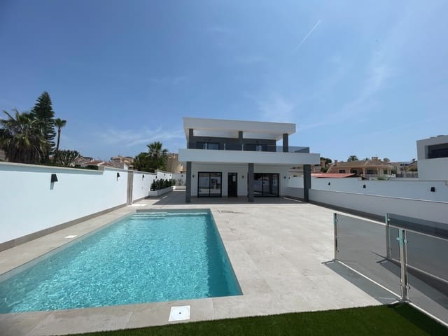 3 camera da letto Villa in vendita in Ciudad Quesada, Rojales con piscina - 799.900 € (Rif: 9403872)