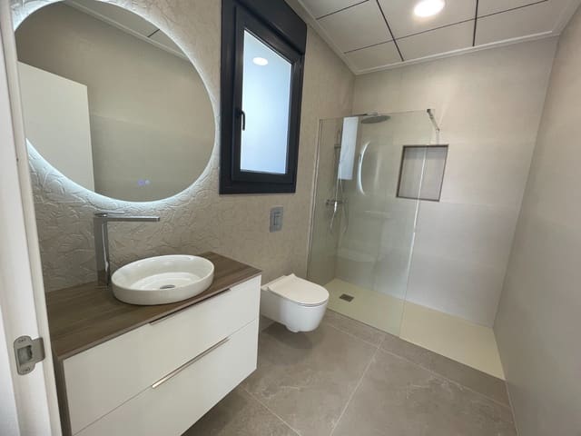 3 camera da letto Villa in vendita in Ciudad Quesada, Rojales con piscina - 799.900 € (Rif: 9403872)