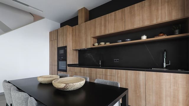 4 soverom Villa til salgs i Zona Pueblo, Guardamar del Segura med svømmebasseng - € 704 840 (Ref: 9403877)