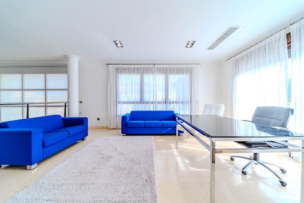 5 slaapkamer Villa te koop in Cabo Roig met zwembad - € 1.995.000 (Ref: 9403883)