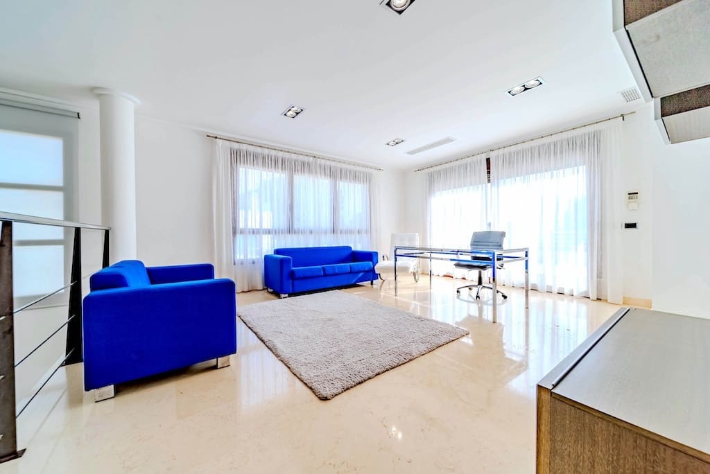 5 slaapkamer Villa te koop in Cabo Roig met zwembad - € 1.995.000 (Ref: 9403883)