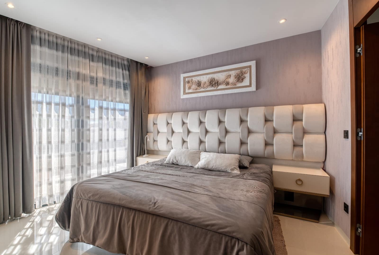 Chalet de 3 habitaciones en Villamartin en venta con piscina - 495.000 € (Ref: 9403889)