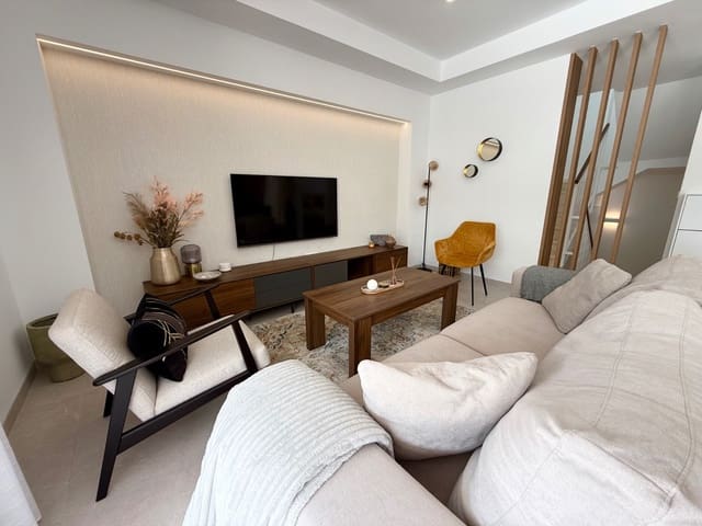 4 makuuhuone Huvila myytävänä paikassa Torre-Pacheco mukana uima-altaan - 599 000 € (Ref: 9403892)