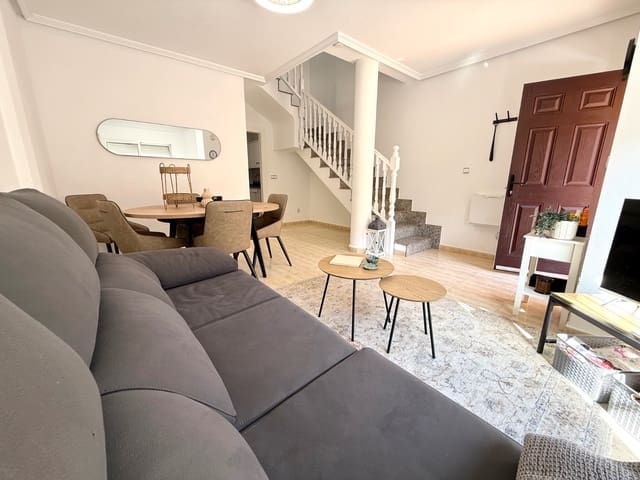 3 soveværelse Byhus til salg i Cabo Roig, Orihuela med swimmingpool - € 239.000 (Ref: 9403895)