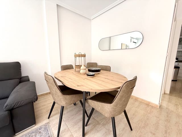 3 soveværelse Byhus til salg i Cabo Roig, Orihuela med swimmingpool - € 239.000 (Ref: 9403895)