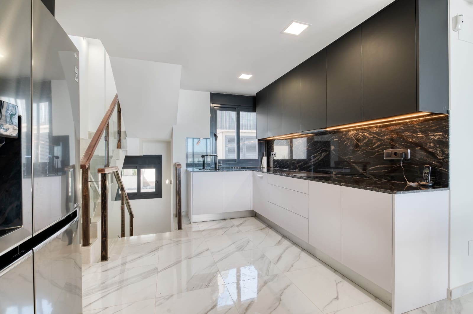 2 bedroom Villa for sale in San Miguel de Salinas with pool - € 525,000 (Ref: 9403897)