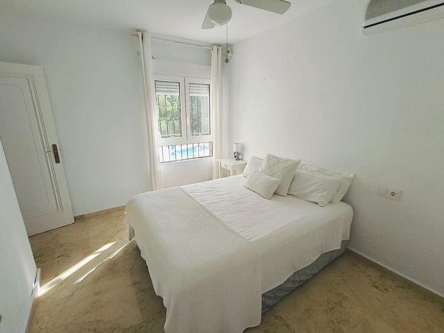 5 bedroom Villa for sale in Campoamor with pool - € 704,950 (Ref: 9403909)