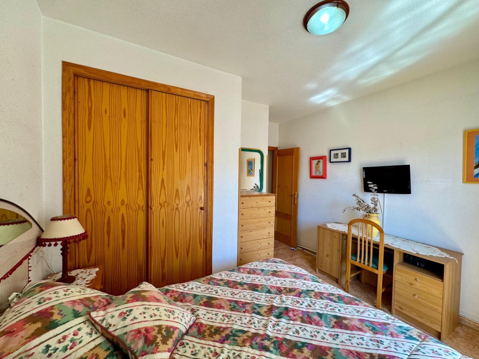 2 bedroom Penthouse for sale in Torrevieja with pool - € 149,900 (Ref: 9403925)