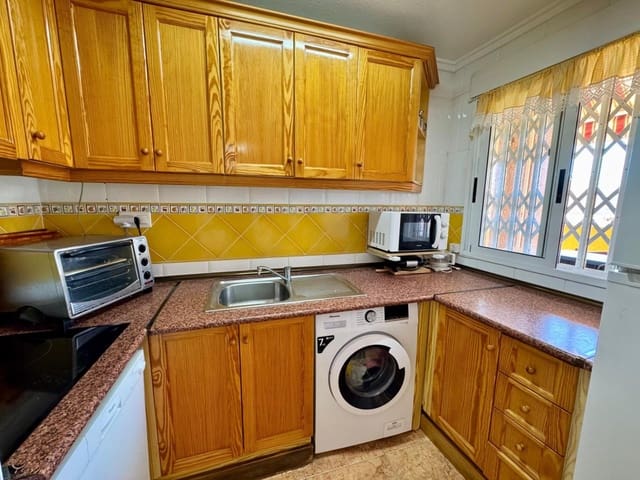 2 bedroom Penthouse for sale in Parque de las Naciones, Torrevieja with pool - € 149,900 (Ref: 9403925)