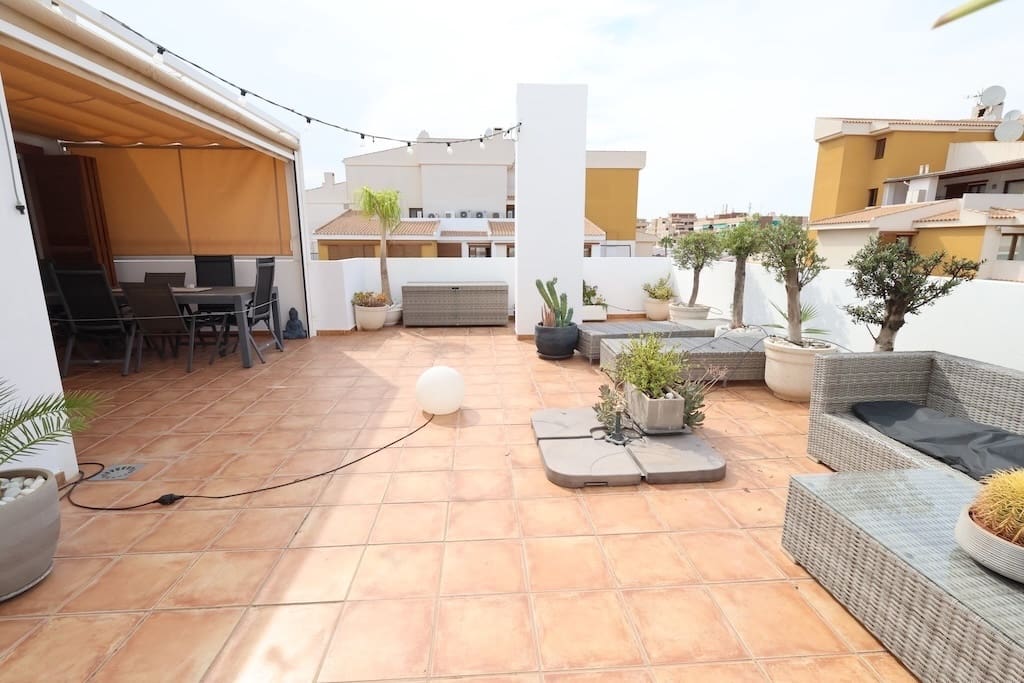 2 quarto Apartamento para venda em Punta Prima com piscina - 289 000 € (Ref: 9403926)