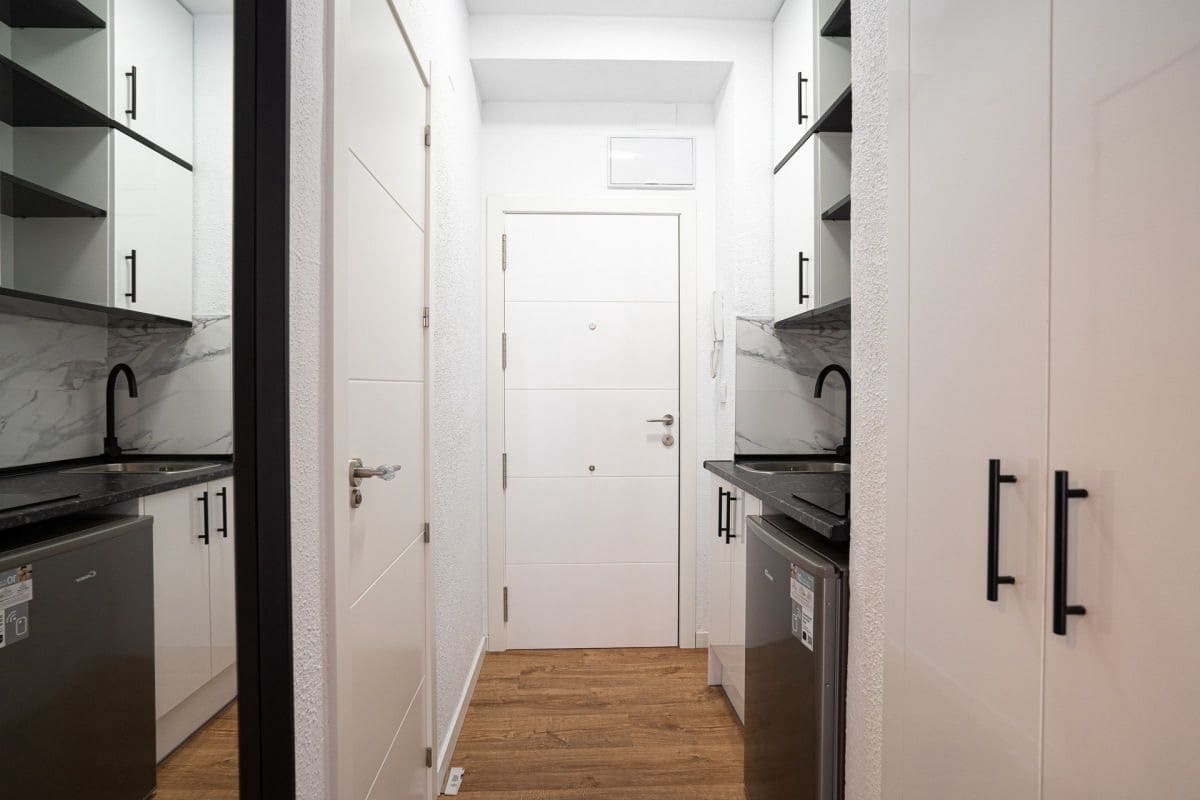 Lejlighed til salg i Torrevieja - € 88.000 (Ref: 9403928)