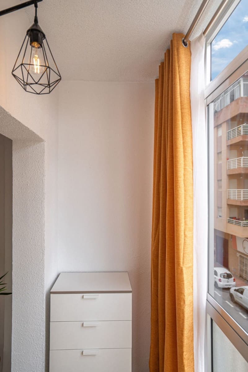 Lejlighed til salg i Torrevieja - € 88.000 (Ref: 9403928)