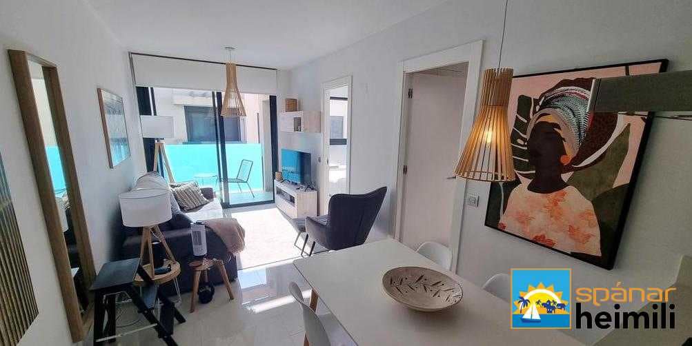 2 soverom Leilighet til salgs i Torrevieja med svømmebasseng - € 229 000 (Ref: 9403933)