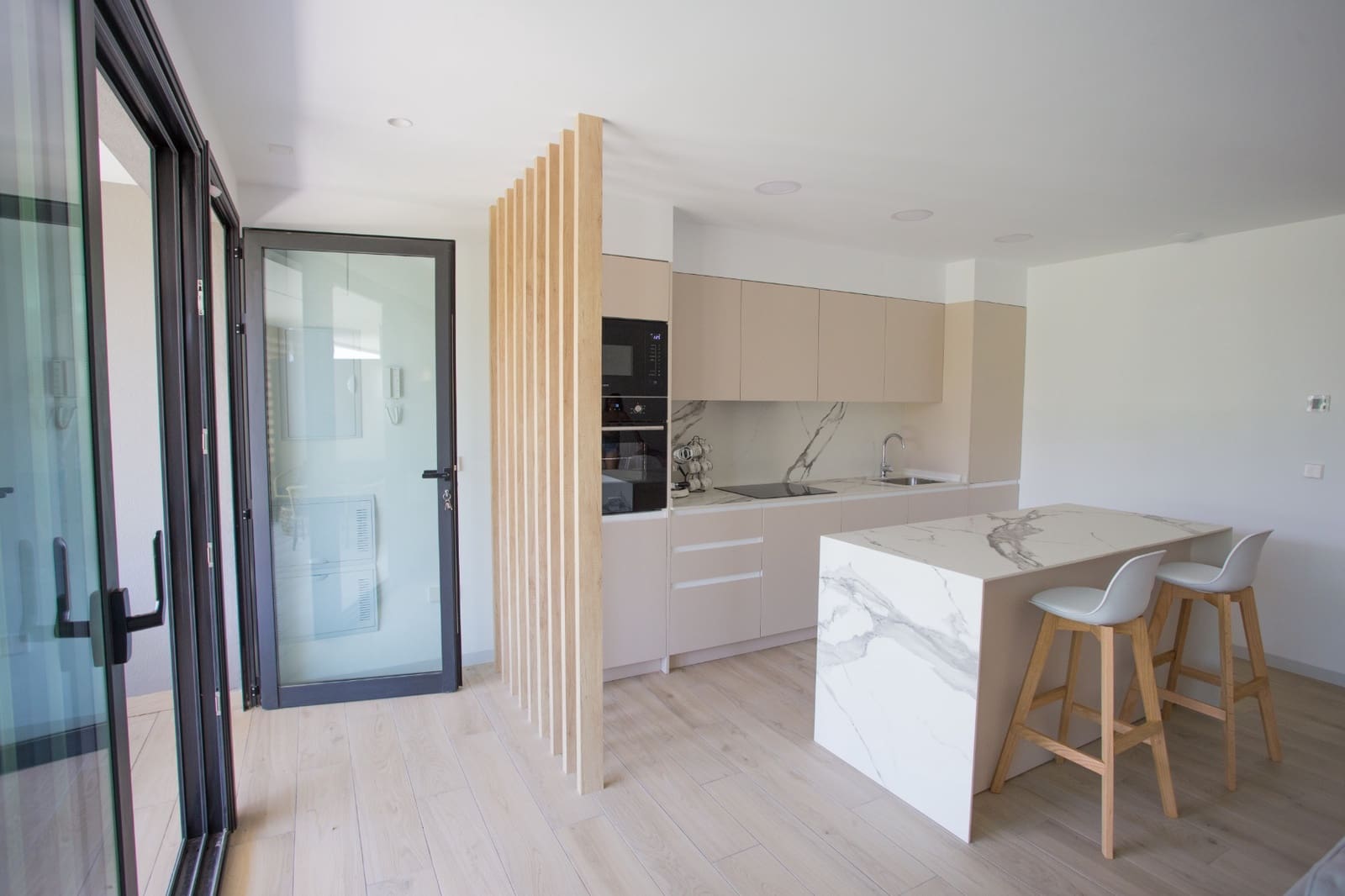 2 soverom Bungalow til salgs i Los Alcazares med svømmebasseng - € 315 000 (Ref: 9403947)