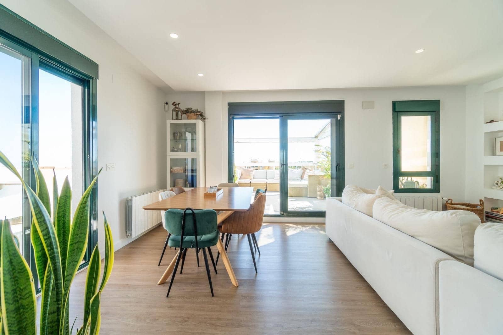 3 bedroom Apartment for sale in Campoamor with pool - € 429,000 (Ref: 9403963)