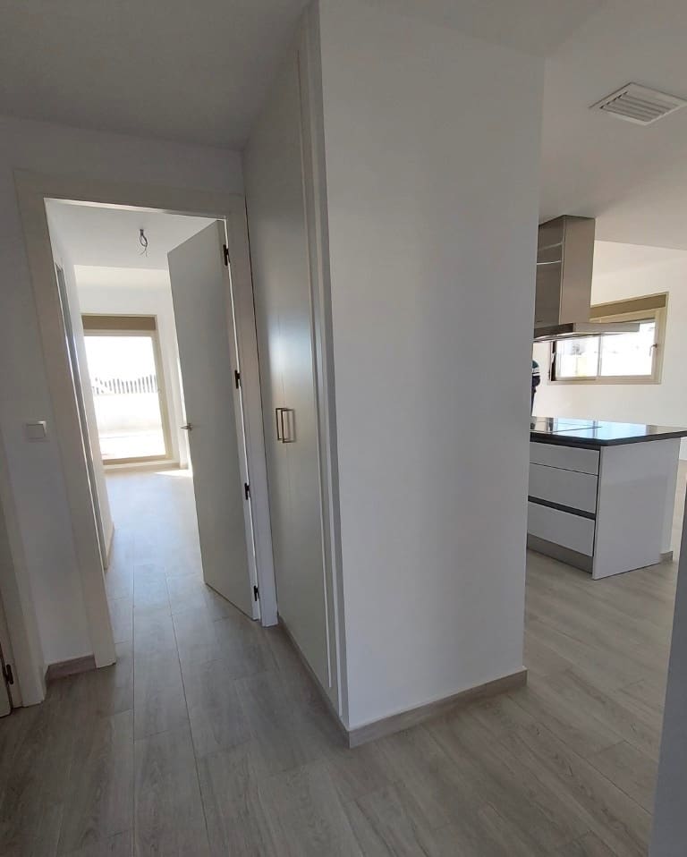 3 Zimmer Apartment zu verkaufen in Villamartin mit Pool - 360.000 € (Ref: 9403966)