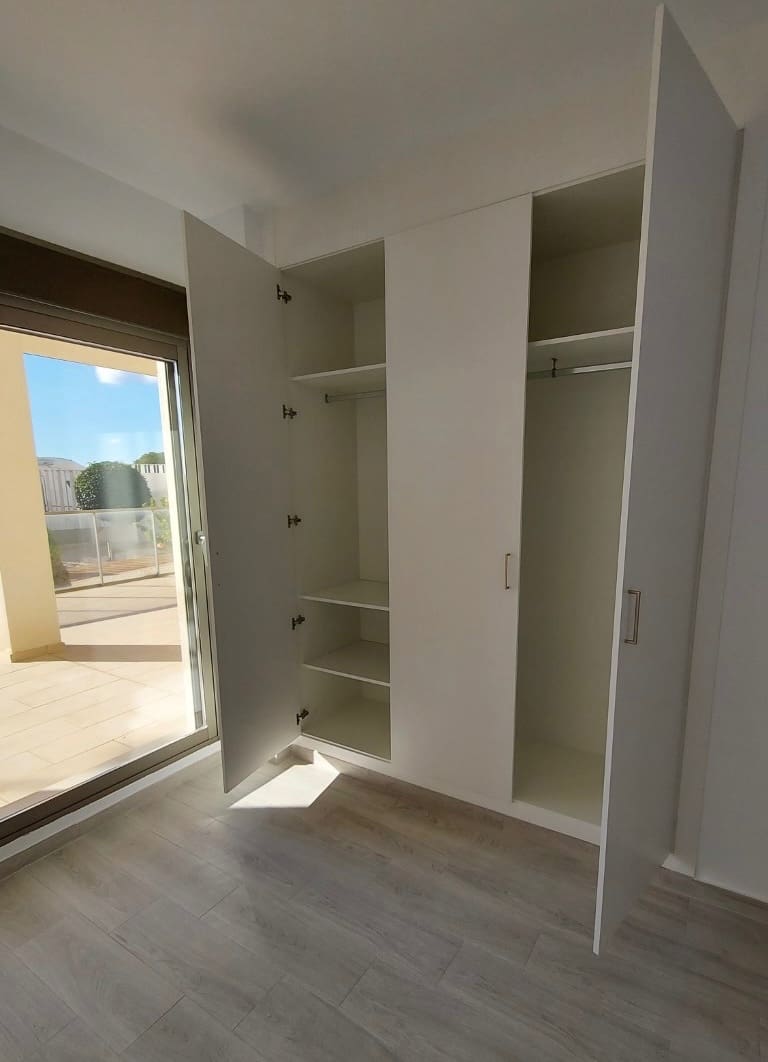 3 Zimmer Apartment zu verkaufen in Villamartin mit Pool - 360.000 € (Ref: 9403966)