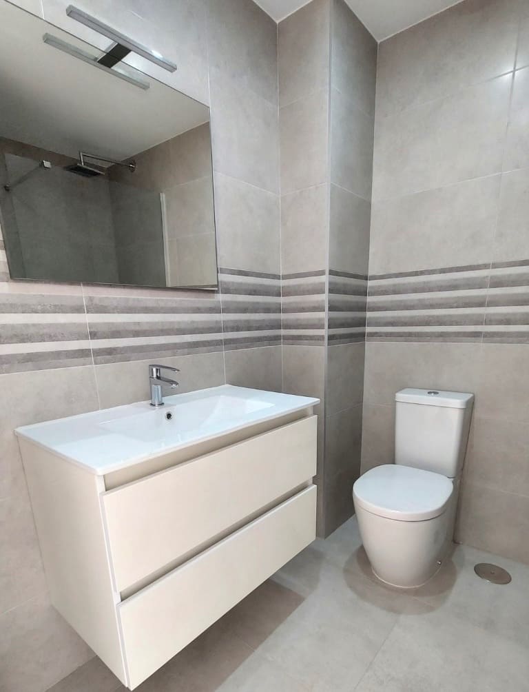 3 slaapkamer Appartement te koop in Villamartin met zwembad - € 360.000 (Ref: 9403969)