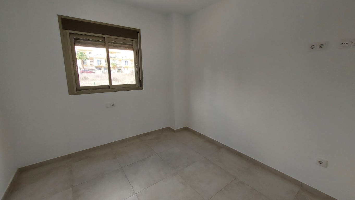 3 slaapkamer Appartement te koop in Villamartin met zwembad - € 360.000 (Ref: 9403969)