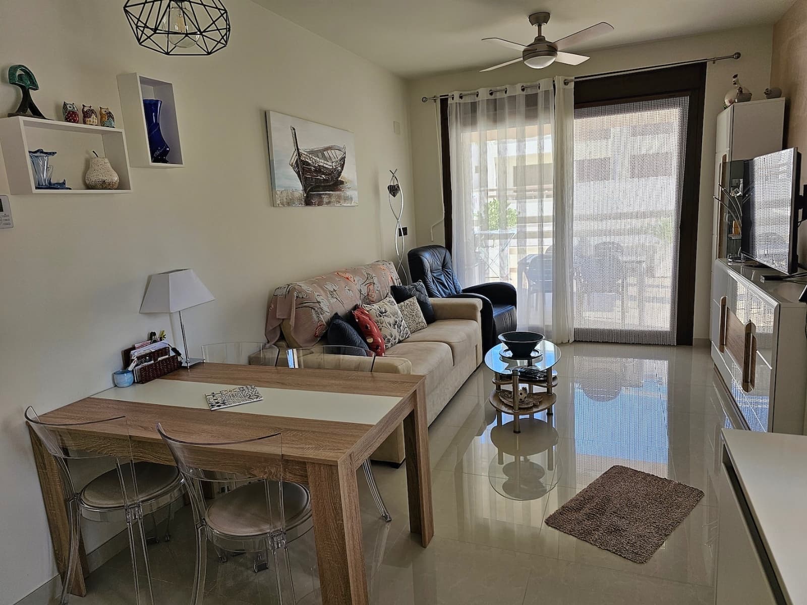 2 chambre Appartement à vendre à Torrevieja avec piscine - 255 000 € (Ref: 9403974)