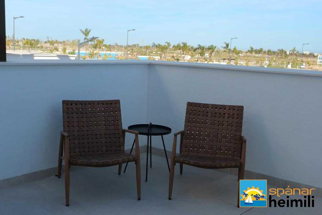 3 makuuhuone Huvila myytävänä paikassa Los Alcazares mukana uima-altaan - 499 000 € (Ref: 9403977)