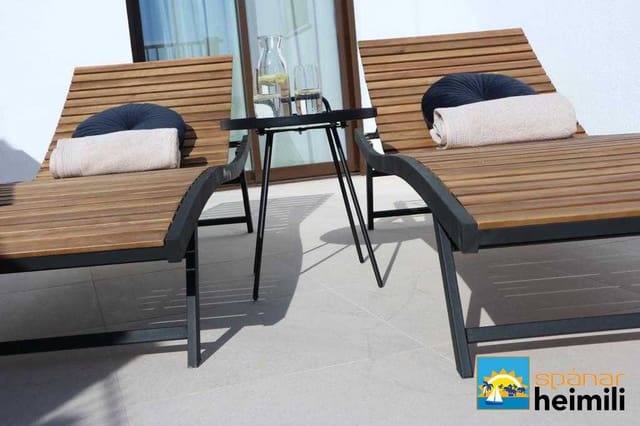 3 makuuhuone Huvila myytävänä paikassa Los Alcázares mukana uima-altaan - 499 000 € (Ref: 9403977)