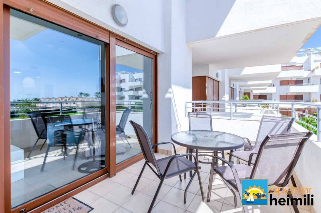 2 bedroom Apartment for sale in Cabo Roig with pool - € 179,900 (Ref: 9403979)