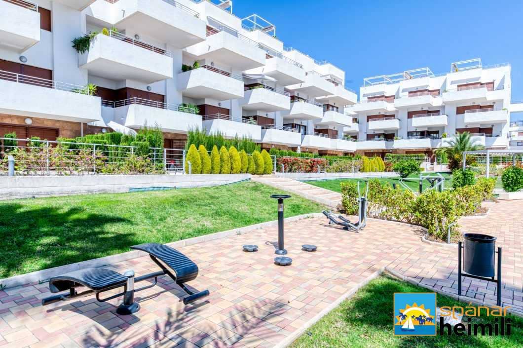 2 bedroom Apartment for sale in Cabo Roig with pool - € 179,900 (Ref: 9403979)