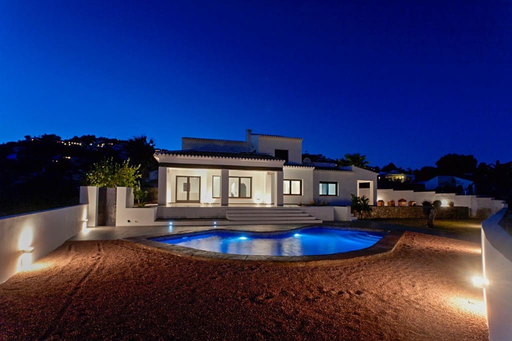 3 makuuhuone Huvila myytävänä paikassa Moraira mukana uima-altaan - 1 440 000 € (Ref: 9403982)