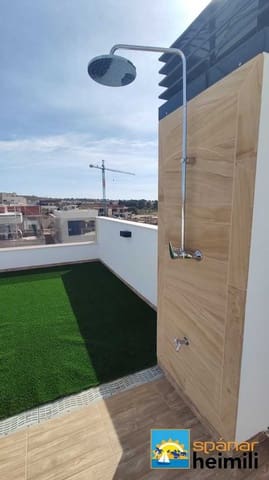 3 bedroom Villa for sale in Benijófar with pool - € 465,000 (Ref: 9403990)