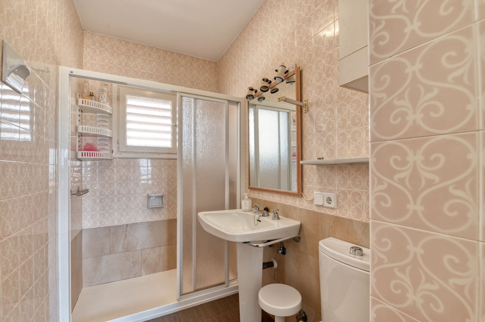 Chalet de 5 habitaciones en La Manga del Mar Menor en venta - 700.000 € (Ref: 9403996)