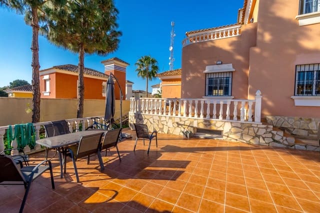 3 sypialnia Dom na sprzedaż w Villamartin, Orihuela z basenem - 349 000 € (Ref: 9404011)